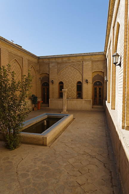 Chiraz-Naranjestan museum-093